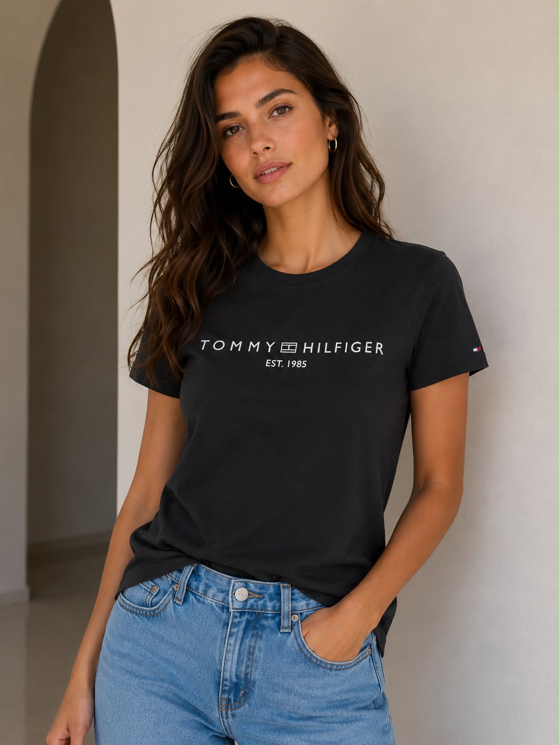 CAMISETA TOMMY HILFIGER NEGRA