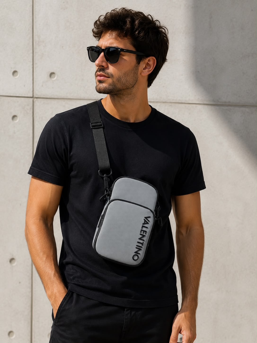 BOLSO VALENTINO GRIS HOMBRE